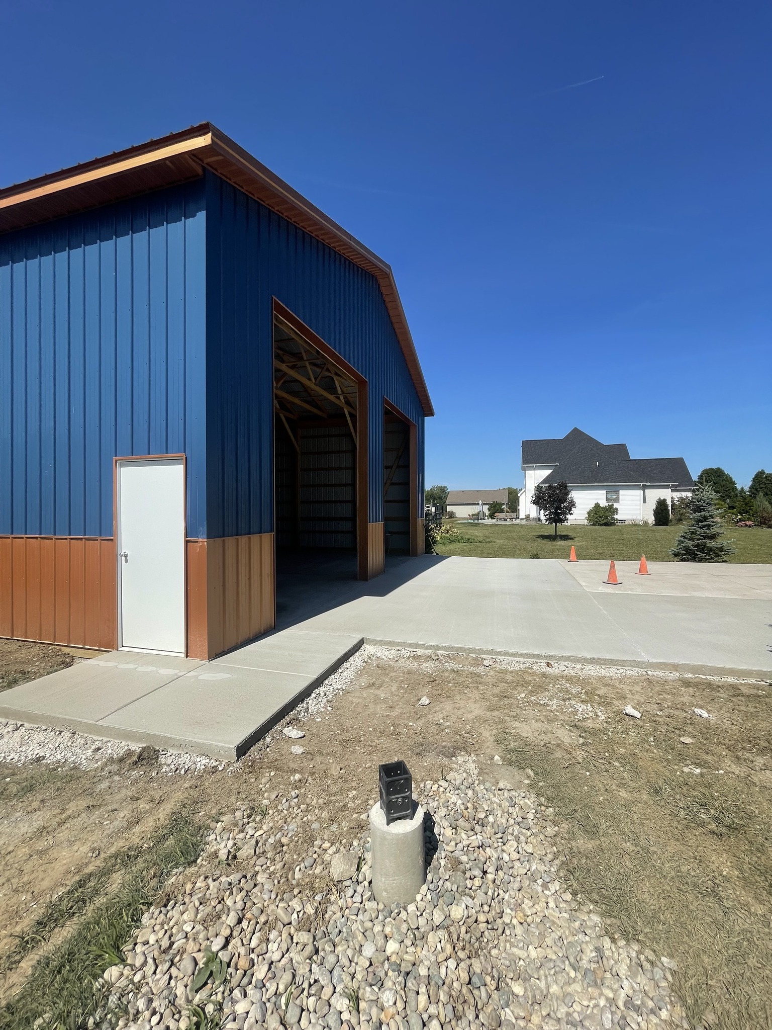 The Big Beautiful Barn - Image 2