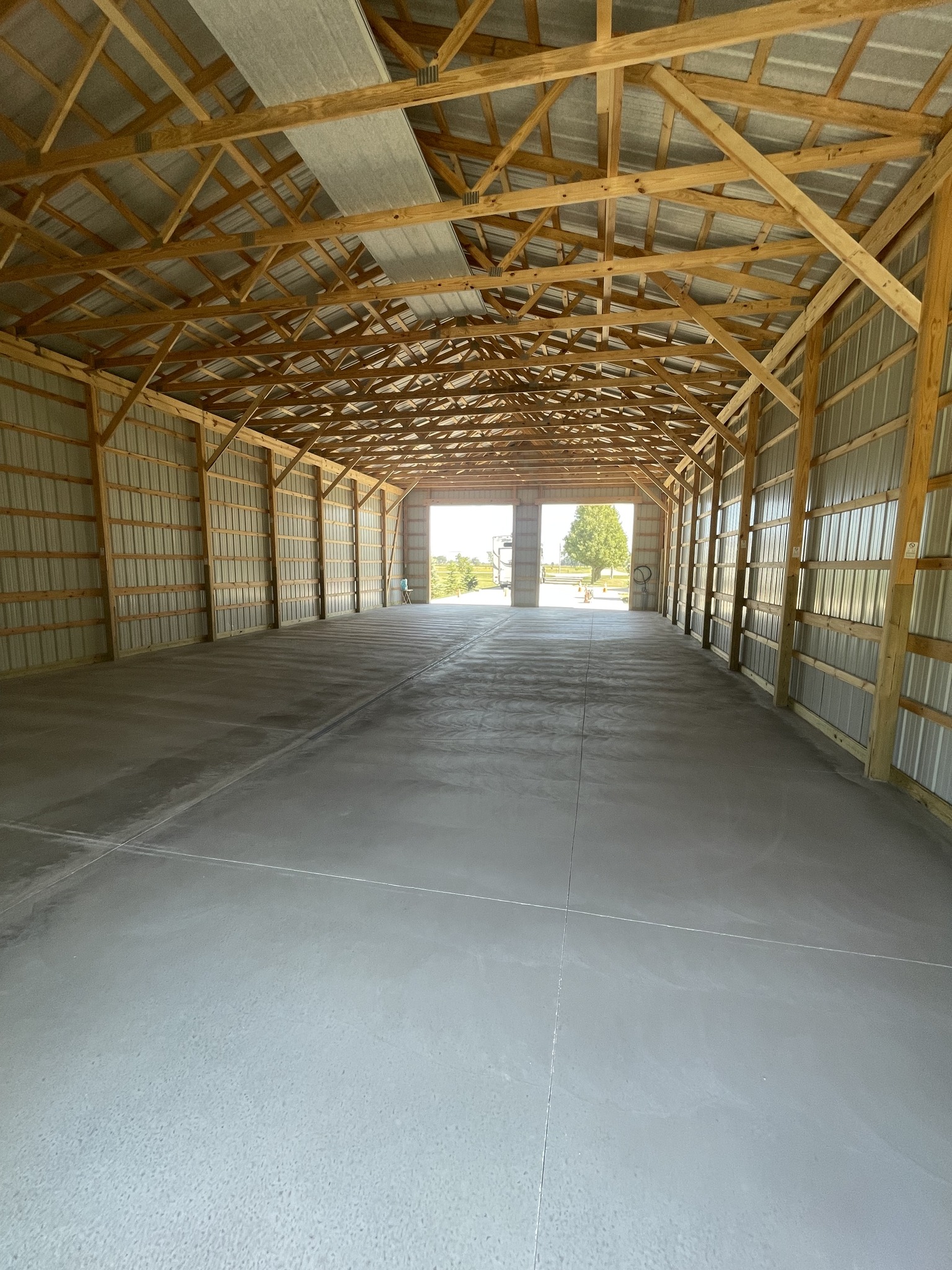The Big Beautiful Barn - Image 6