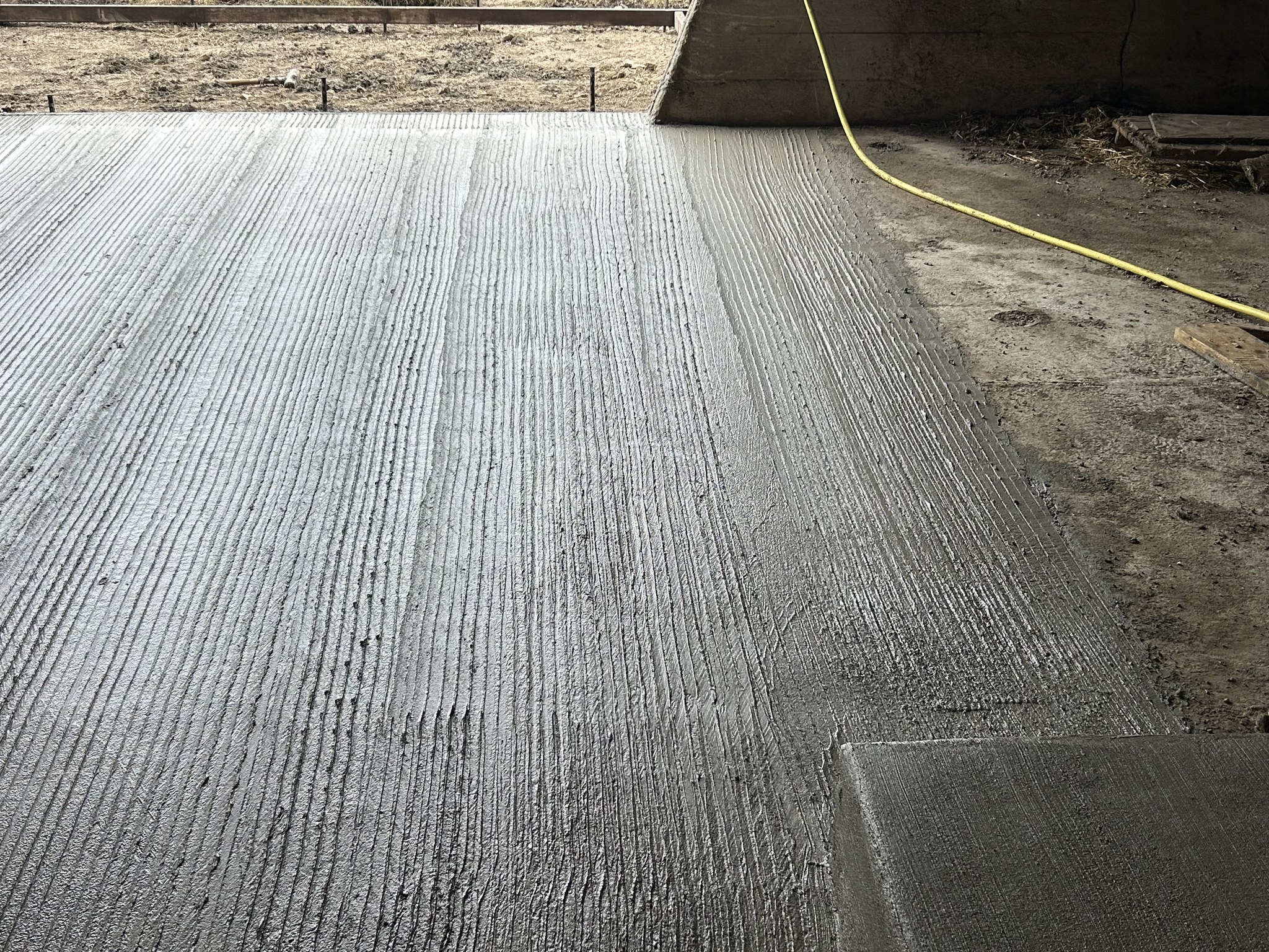 Engineered Concrete Solution for Livestock Barn Operations - Image 1